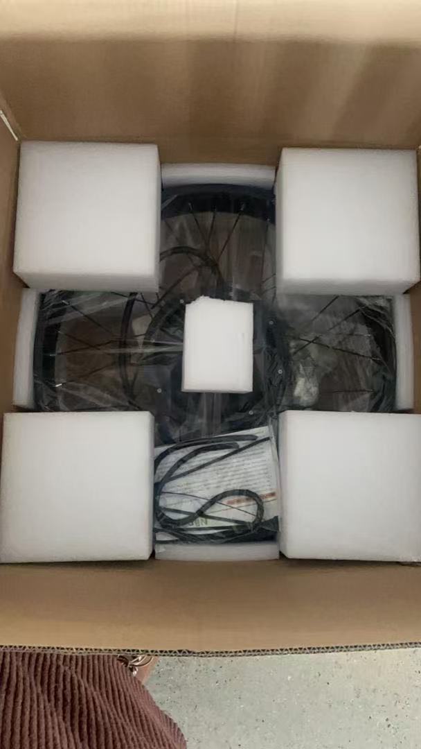 20*4.0 /24*4.0/26*4.0 Front 135mm dropout 48-72V 2000W Fat motorwheel with spokes ,Front Fat motorwheel NBPower