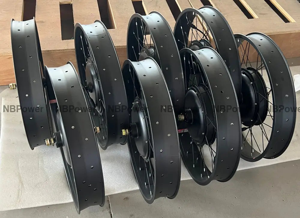 26*4.0 Rear 170-175mm dropout 48/52V/72V 2000W Fat motorwheel with spokes